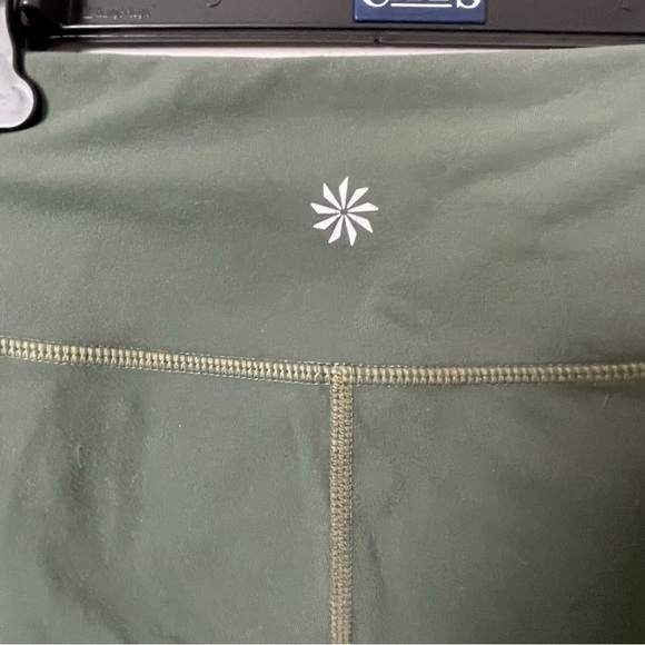 Athleta Leggings Yoga Pants Mesh Ankle Detail Army Green Size Small - Picture 3 of 8